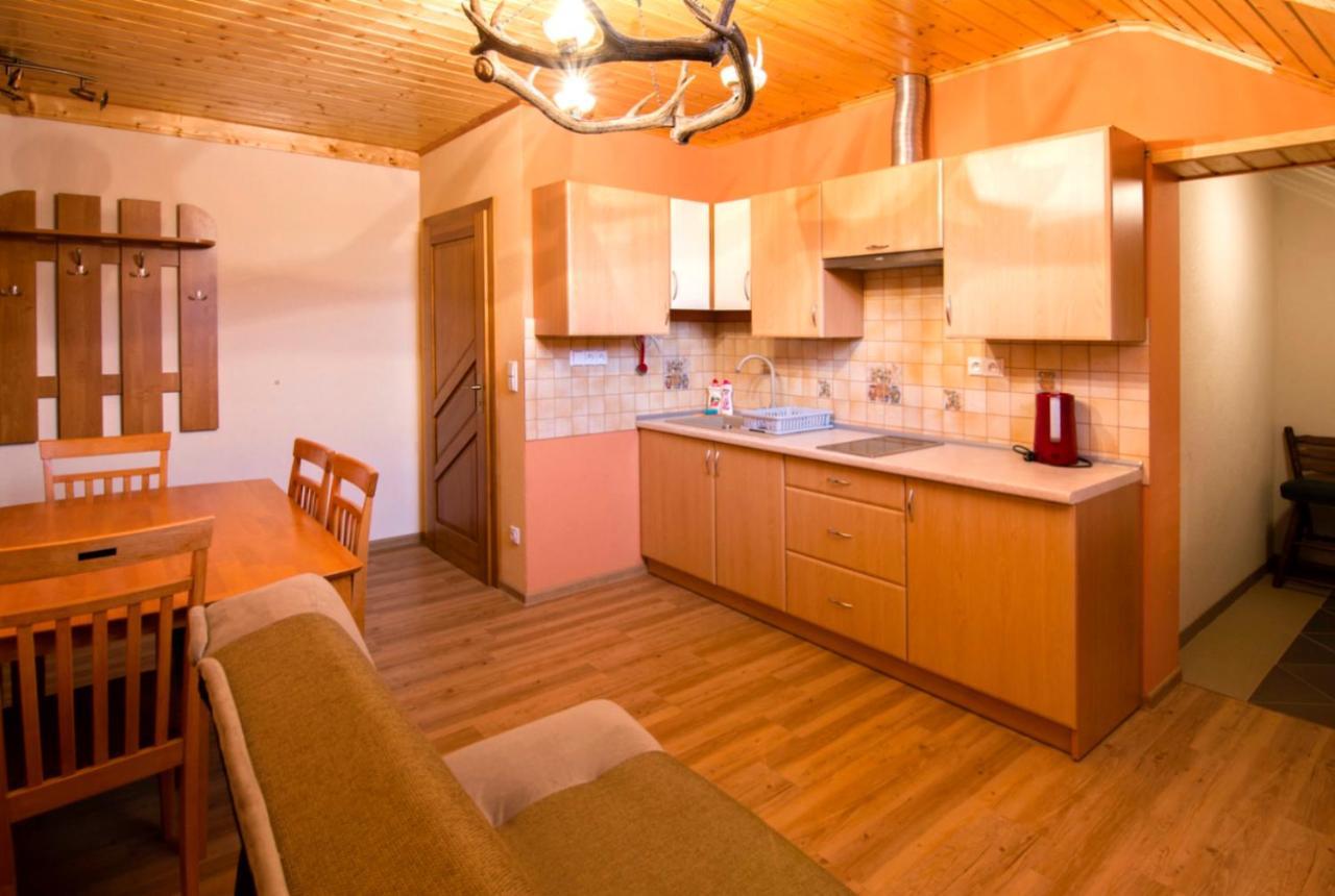 Apartments Kalyn 乌帕河畔斯沃博达 外观 照片